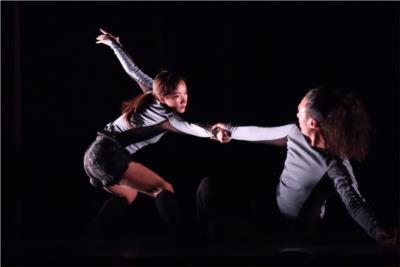 Reflet: Contemporary Dance, Hip-Hop, Rollerskating, and Visual Arts